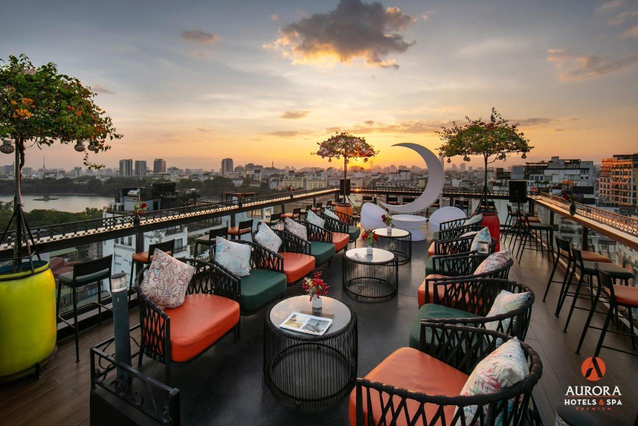 Khách sạn Và Aurora Premium
