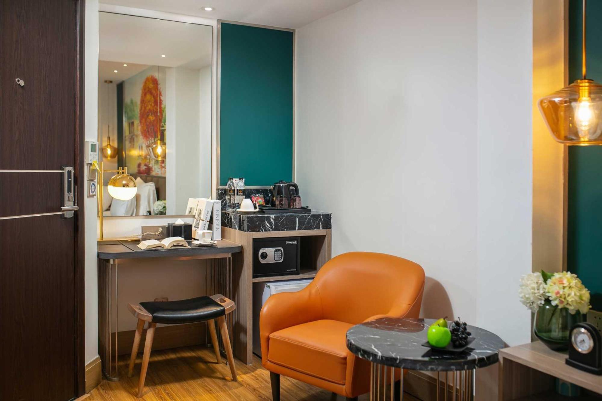 Và Aurora Premium 4* Hà Nội
